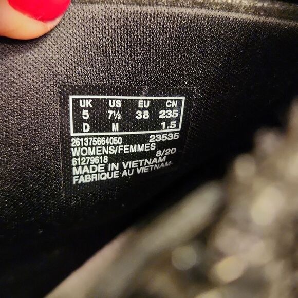 Clarks Cloudsteppers Women's Black Ankle Boots Size 7.5 - Picture 9 of 9